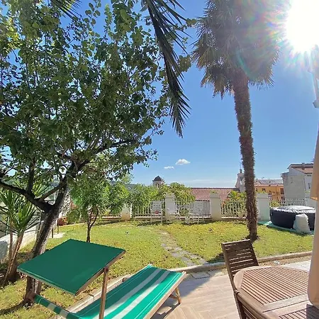 Dimora Il Campanile Bed & Breakfast *